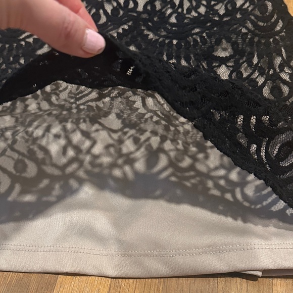 RN Studio | Elegant Black Lace Dress - Picture 3 of 16